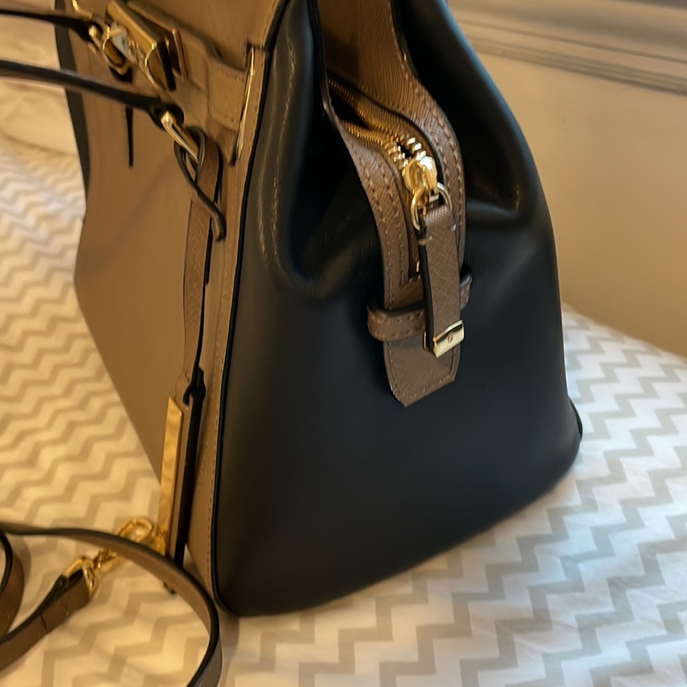 Calvin Klein bag - Picture 3 of 4